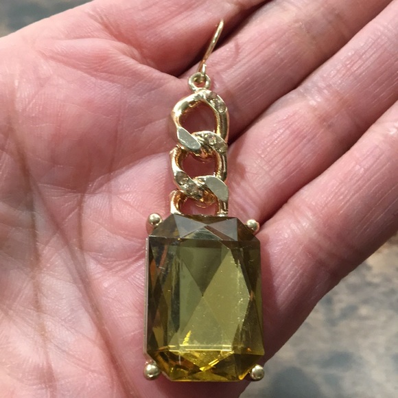 Large Gold Rhinestone Earrings - Picture 7 of 9